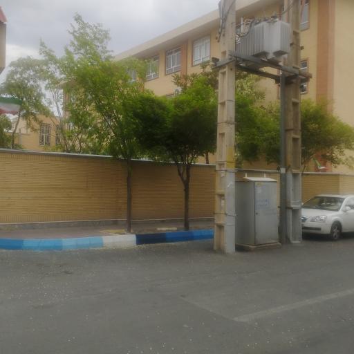 عکس دبیرستان دوره اول علامه طباطبایی تبریز
