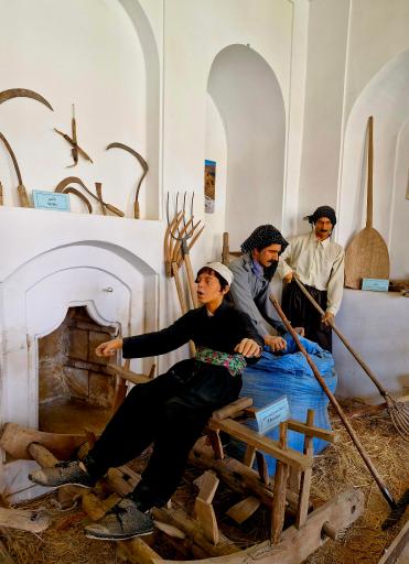 عکس عمارت آصف وزیری