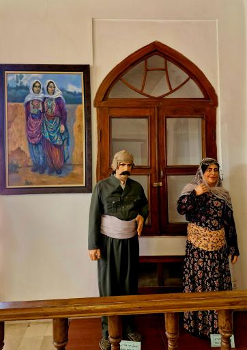 عکس عمارت آصف وزیری