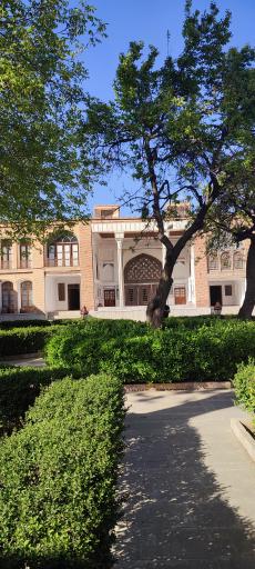 عکس عمارت آصف وزیری