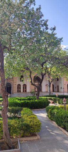 عکس عمارت آصف وزیری