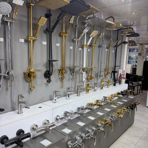 کاشی سرامیک قائمی 