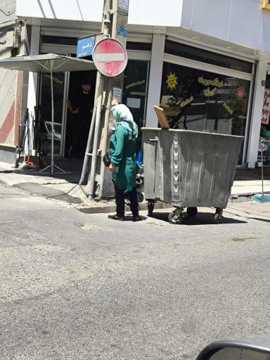 عکس فروشگاه دوچرخه کمیل 