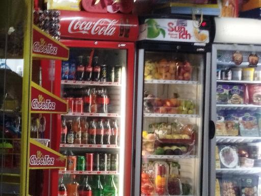 عکس سوپر مارکت هادی