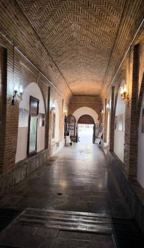 عکس عمارت آصف وزیری