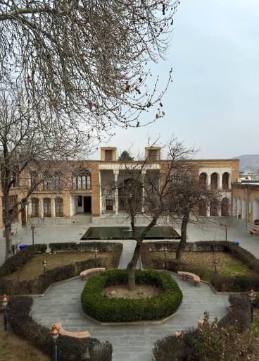 عکس عمارت آصف وزیری