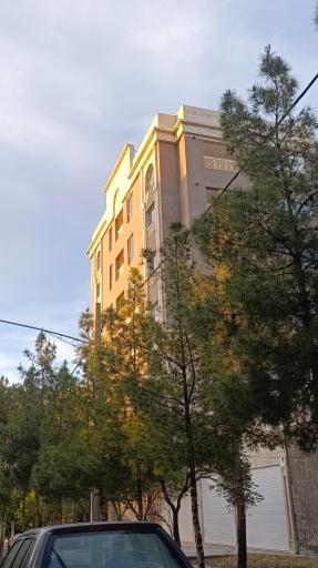 عکس ساختمان غیاث