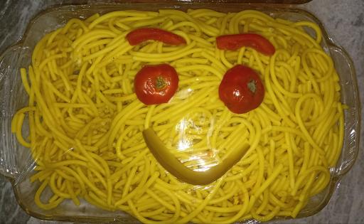 عکس ساندویچی بەلەزەت