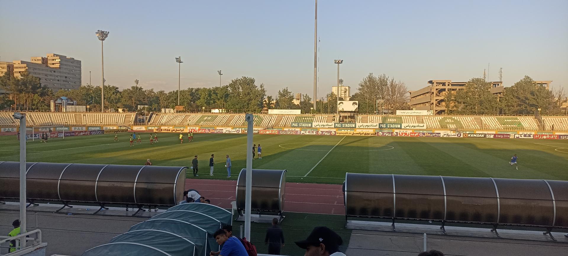 عکس ورزشگاه دستگردی پاس