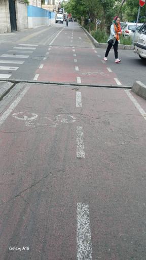 عکس مسیر دوچرخه سواری گلبرگ شرقی 