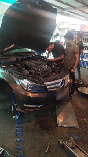 عکس تعمیرگاه تخصصی مدرن گیربکس