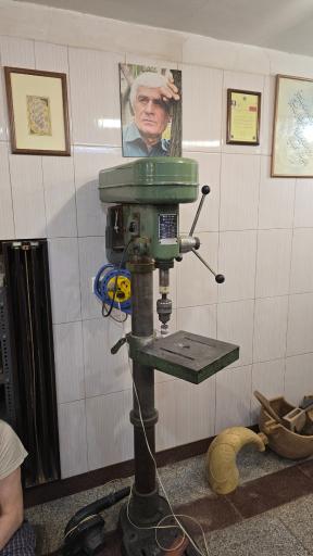 عکس کارگاه ساز سازی رضا ژاله