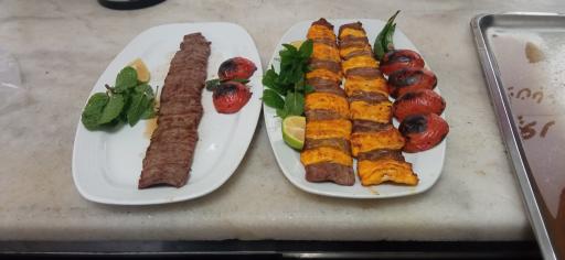عکس غذا خوری تبریز