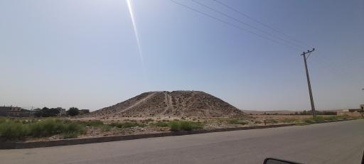 عکس تپه نادری