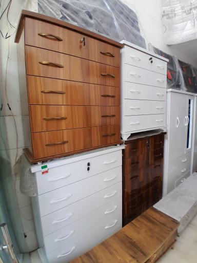 عکس فروشگاه حسام