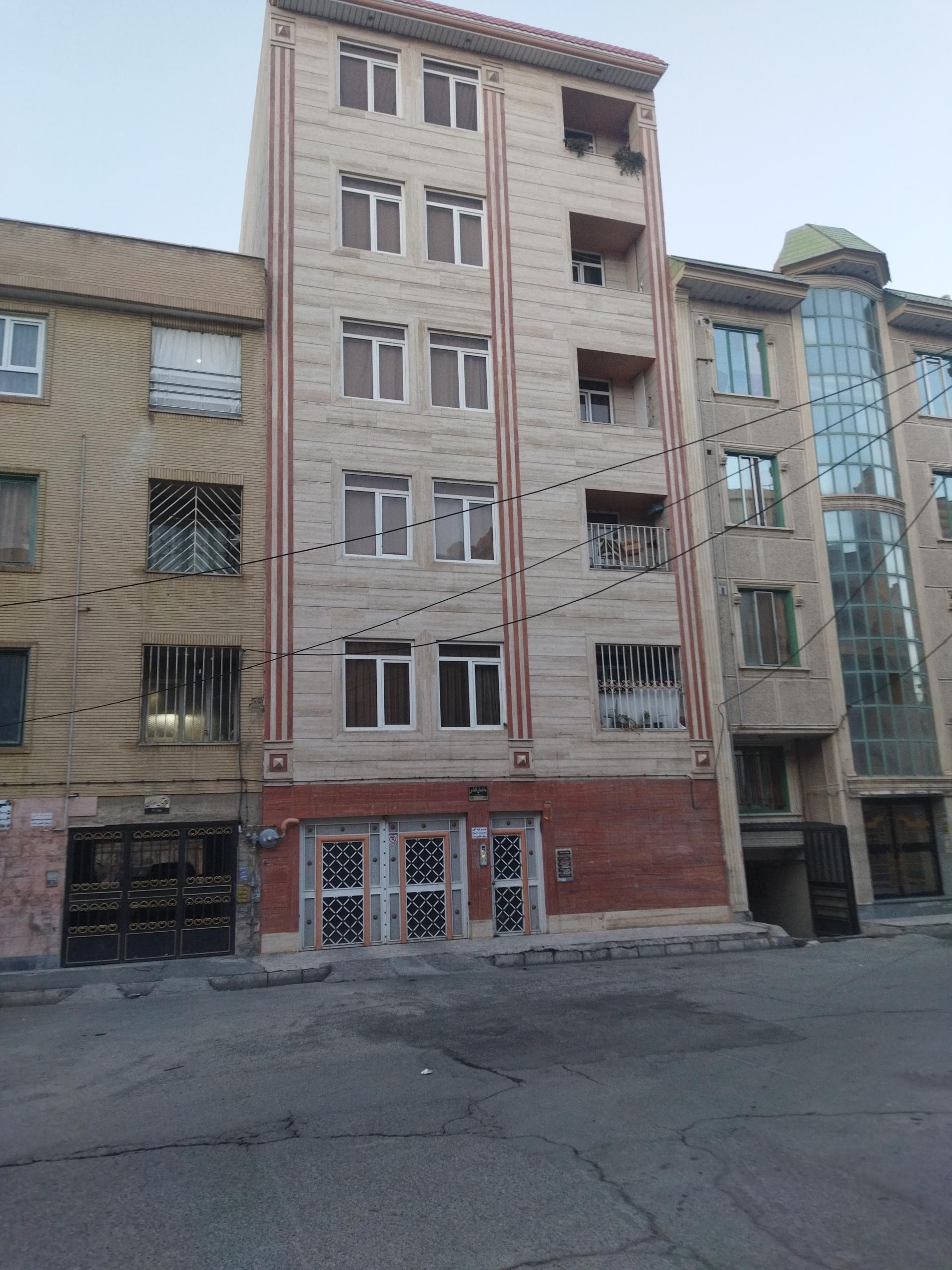 عکس ساختمان الماس