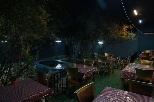 کافه قمی ها