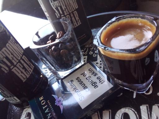 عکس کافه قهوه یار