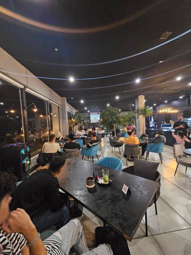 عکس فود لانژ ۳۶۵