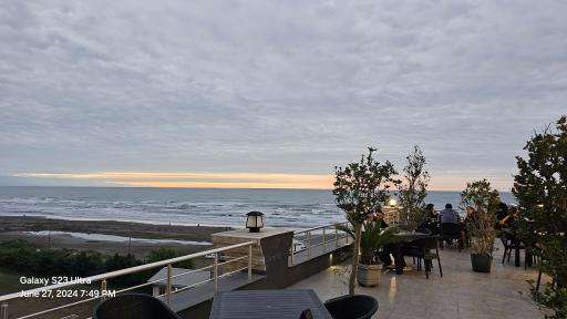 عکس فود لانژ ۳۶۵