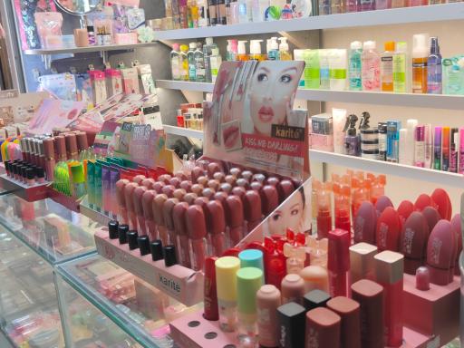 لوازم آرایشی ماکیاژ