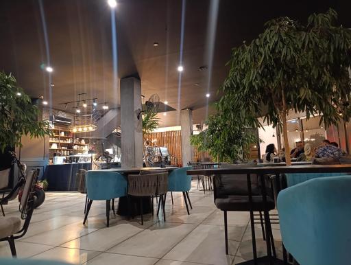 عکس فود لانژ ۳۶۵