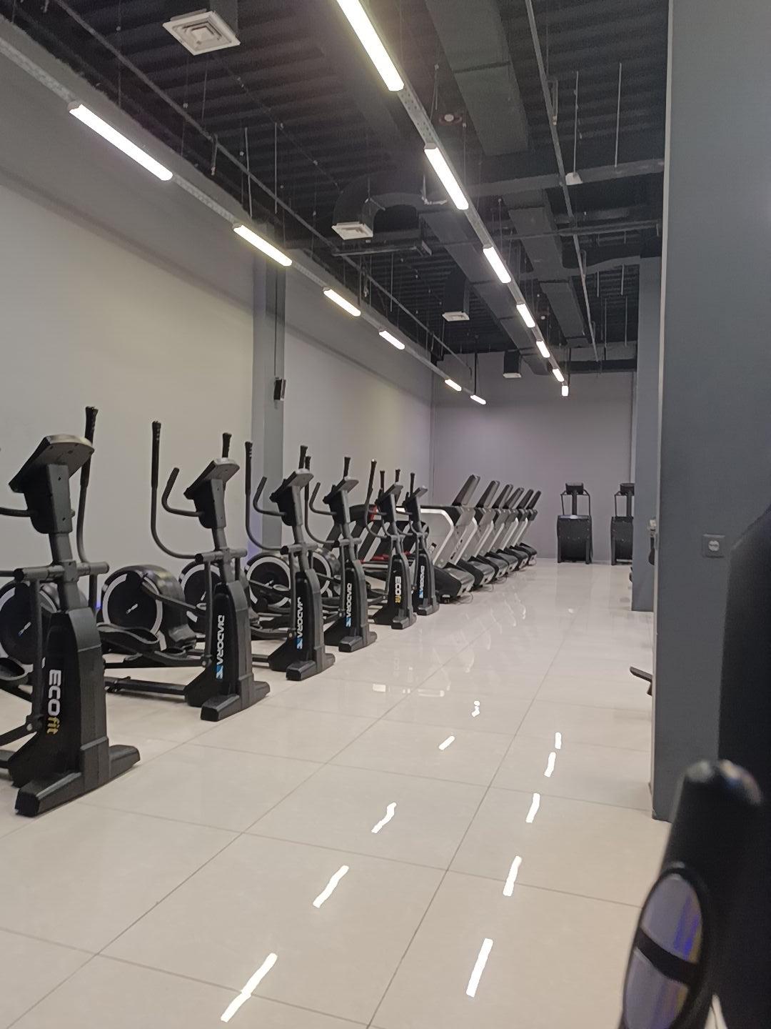 عکس باشگاه اوورال ۳ علی تبریزی