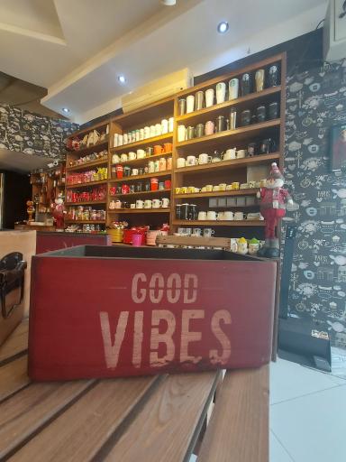 عکس کافه روبی Coffee Ruby