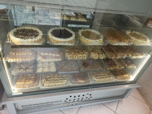 عکس شیرینی خانگی شاتوت