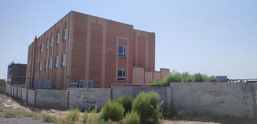 عکس دبیرستان دخترانه مرحوم نیره کاظم زاده