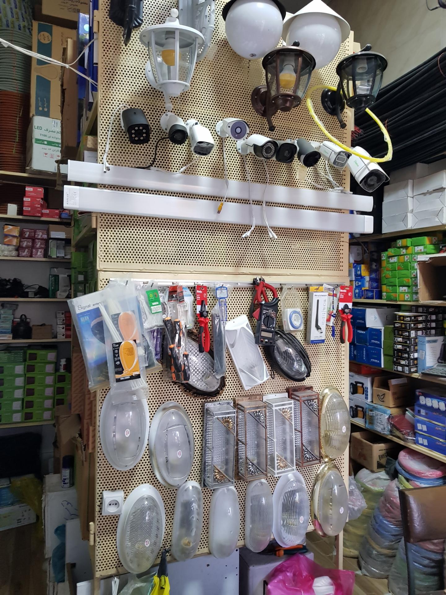 عکس تابان الکتریک بیاتی