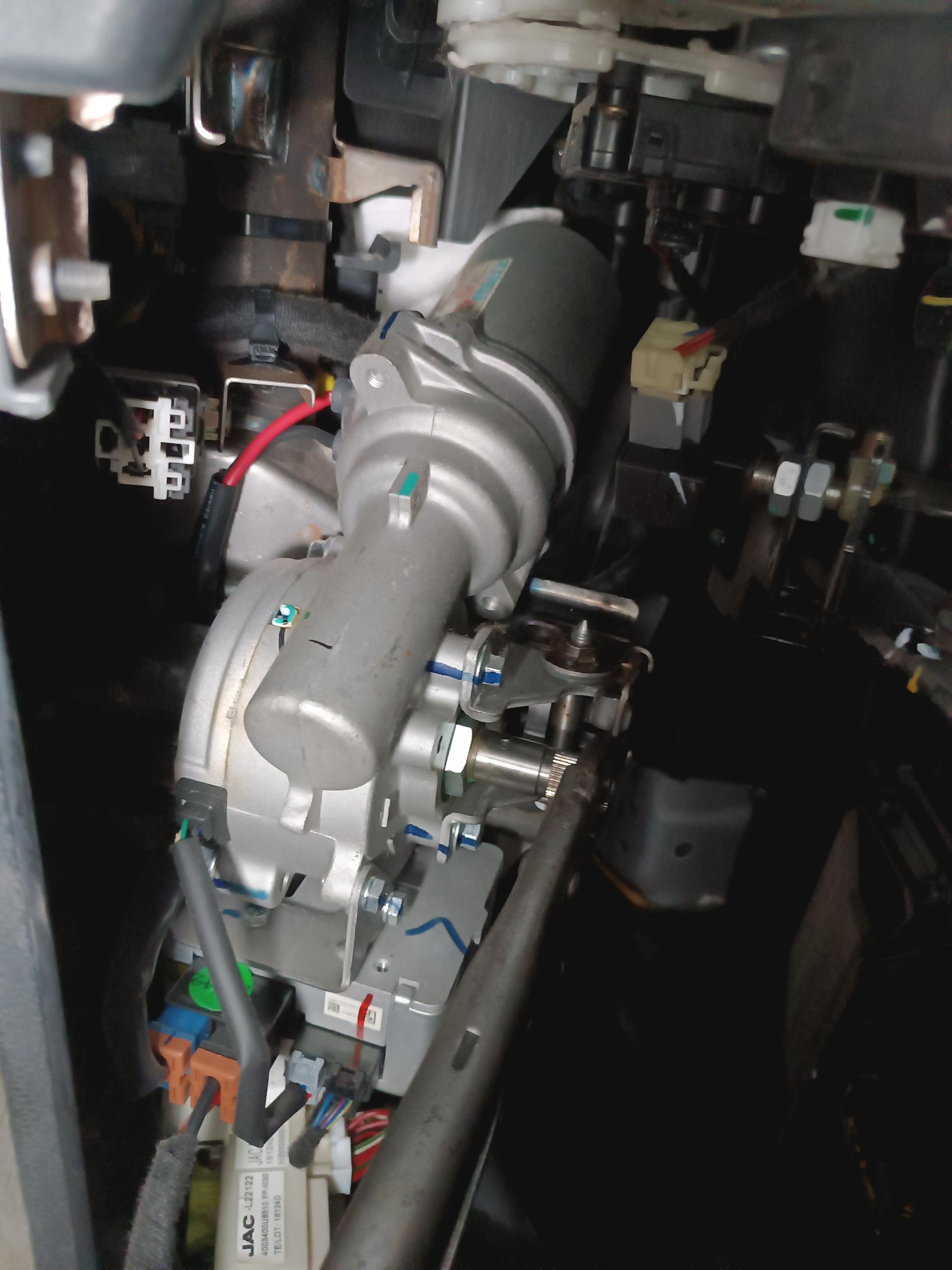 عکس هیدرولیک و جلوبندی حسامی فر