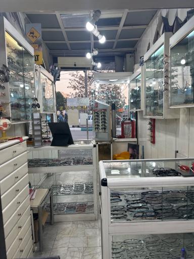 عکس عینک نوری