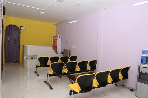 عکس کلینیک دندانپزشکی تخصصی پارمیس