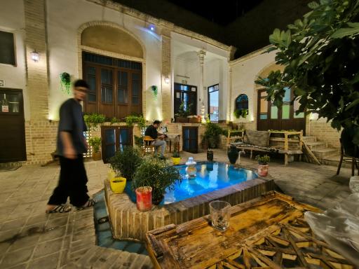 عکس عمارت سنتی گلابگیر