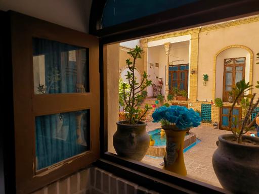 عکس عمارت سنتی گلابگیر