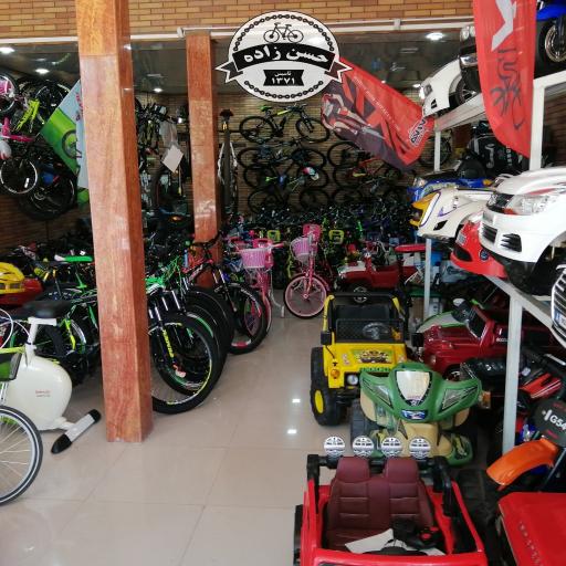 عکس دوچرخه، تردمیل و تجهیزات ورزشی حسن زاده