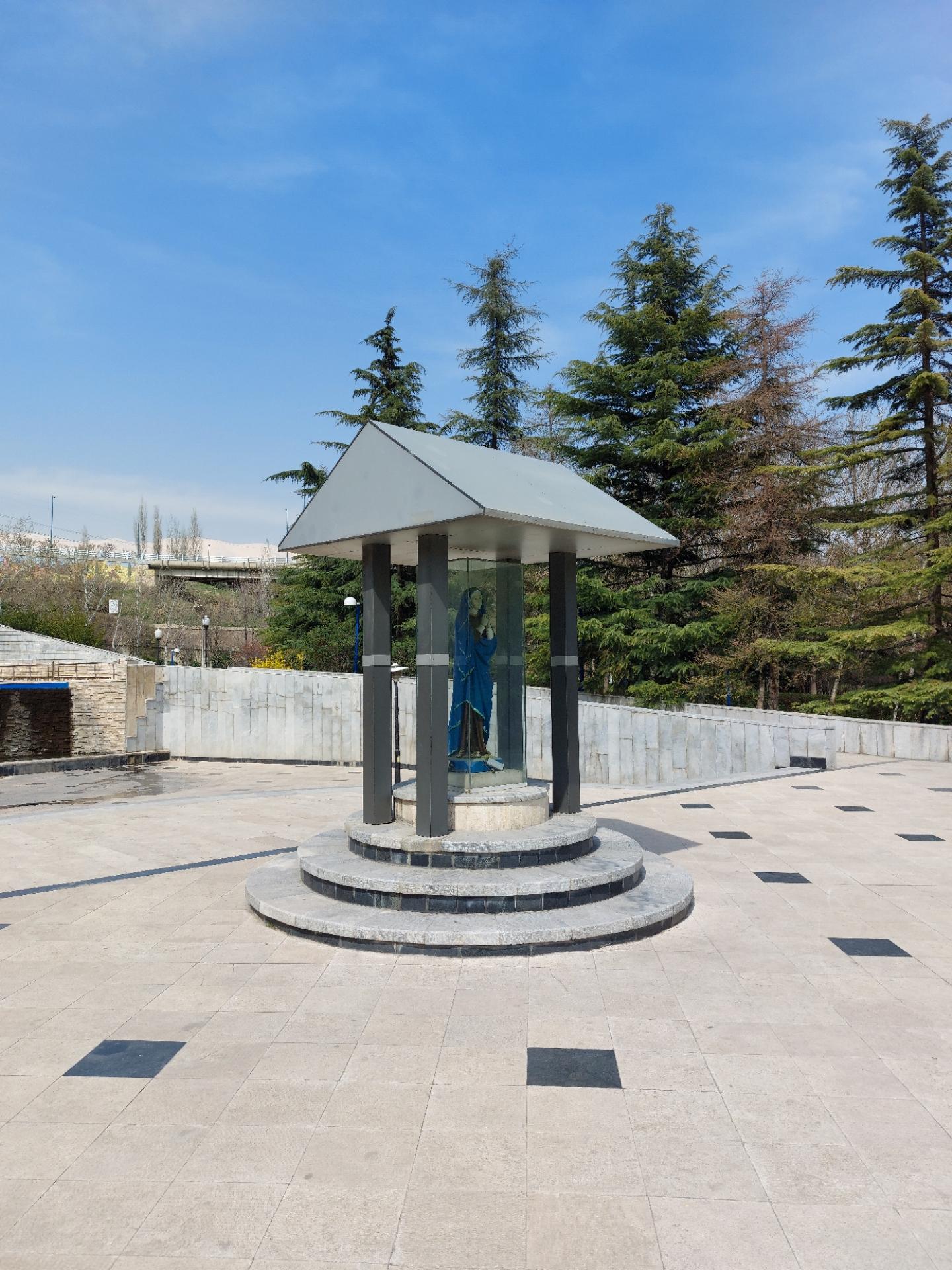 عکس تندیس مریم مقدس