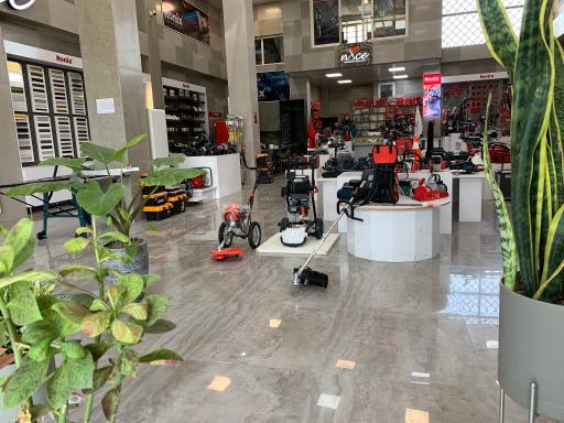 عکس نمایندگی رونیکس (نگین ابزار)