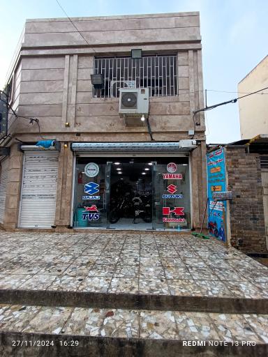 عکس کلینیک تخصصی موتور سیکلت