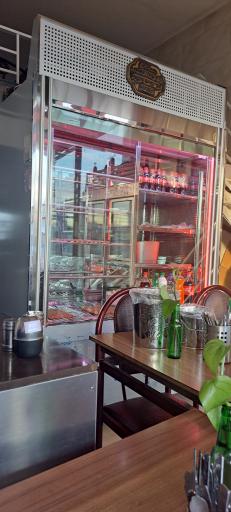 عکس کبابی چگینی شاد