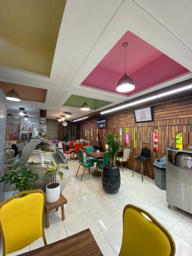 عکس آبمیوه و بستنی امید