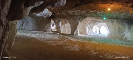 عکس غار سنگ شکن