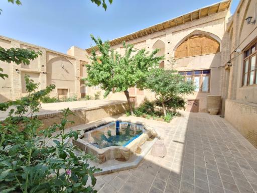 عکس موزه آشتیان (وزیر دفتری)