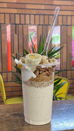 عکس آبمیوه و بستنی امید