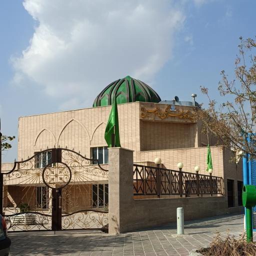 عکس مسجد و مجموعه فرهنگی امام حسین (فرهنگسرای پرتو)