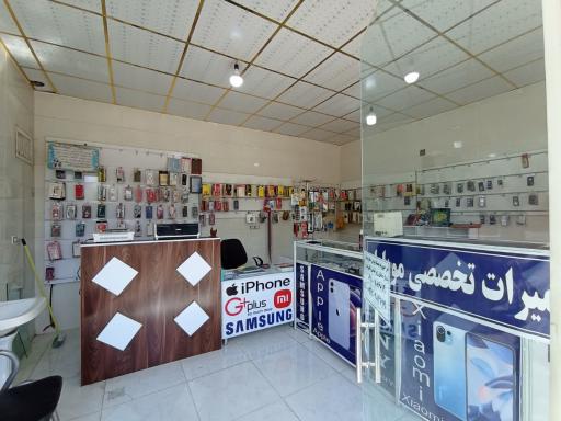 عکس فروشگاه موبایل 24 