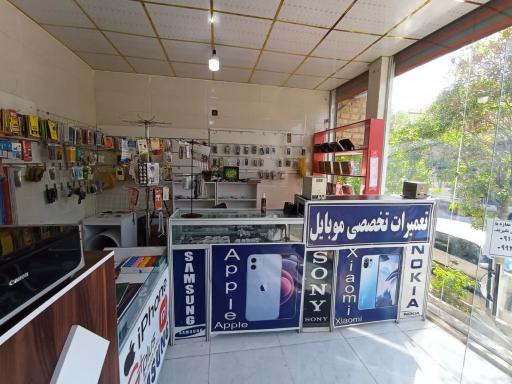 عکس فروشگاه موبایل 24 