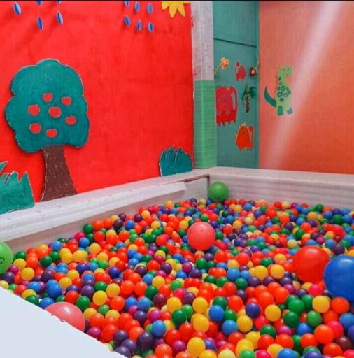 عکس کودکستان پریشاد