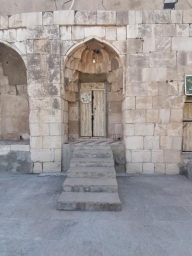 عکس مقبره شیخ امین الدین